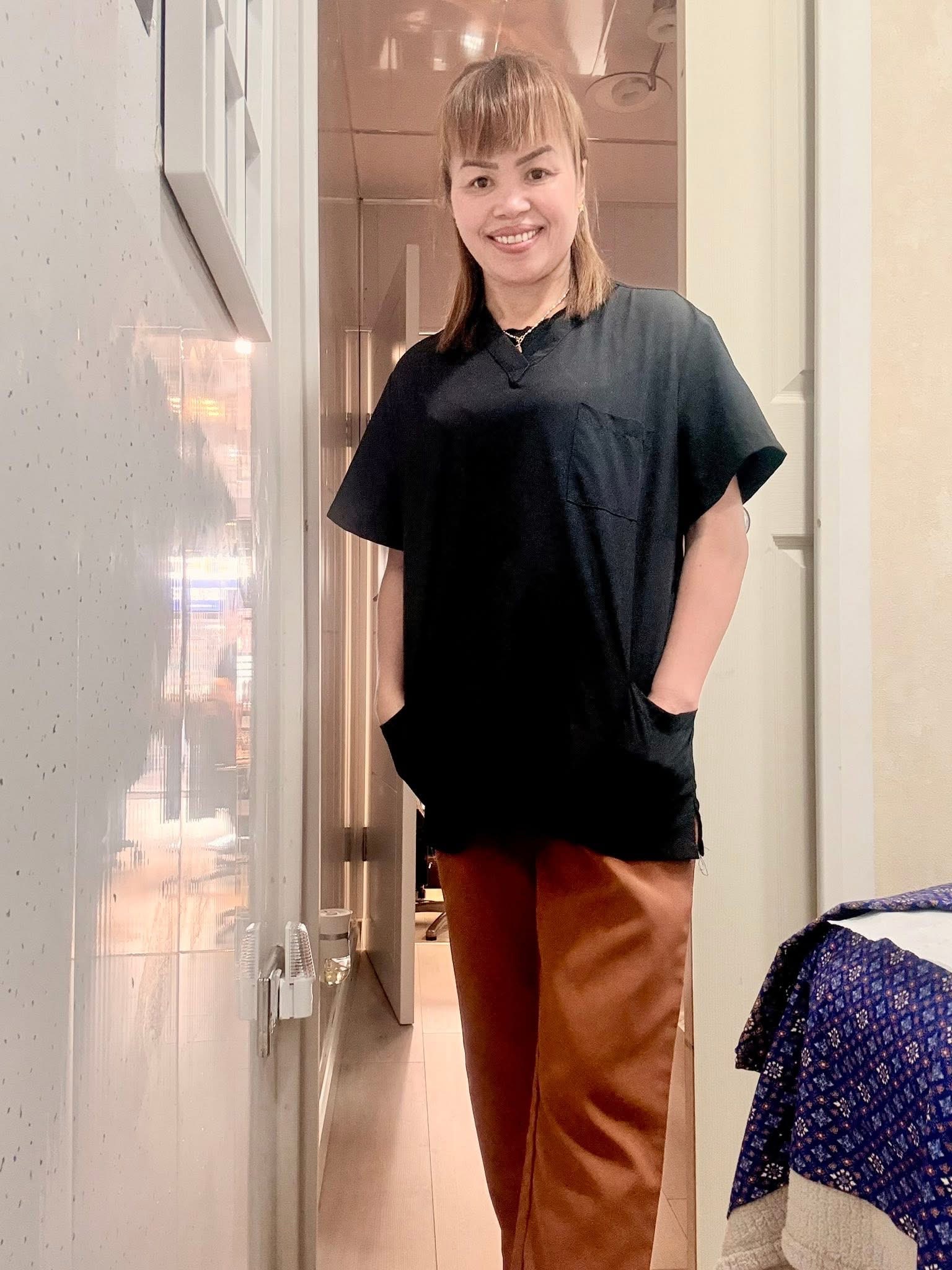 Vivian, founder and therapist at Malai Thai Massage in North Finchley